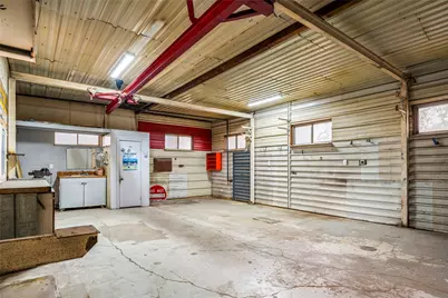 2611 W Amherst Avenue, Dallas, TX 75235 - Photo 10