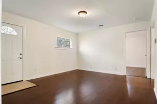 2611 W Amherst Ave, Dallas, TX 75235 - Photo 20