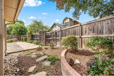 609 Wyndham Circle, Keller, TX 76248 - Photo 10