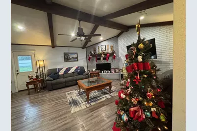 817 S Bell Street, Hamilton, TX 76531 - Photo 4