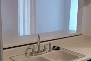 2106 Rainbow Dr, Arlington, TX 76011 - Photo 4