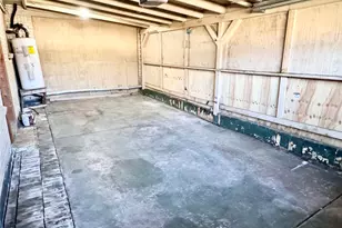 141 NW Jayellen Ave, Burleson, TX 76028 - Photo 24