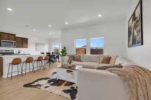 6513 Waterfall Ln, Princeton, TX 75407 - Photo 2