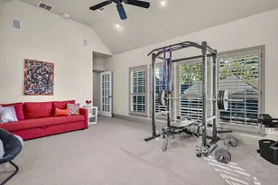 4023 Davila Dr, Dallas, TX 75220 - Photo 28