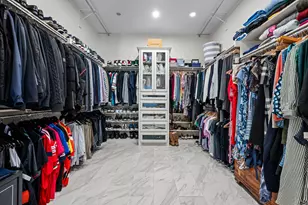 4023 Davila Dr, Dallas, TX 75220 - Photo 24