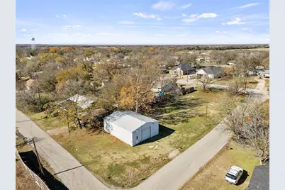 715 E 10th Street, Kemp, TX 75143 - Photo 2