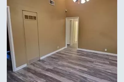 5728 Rockhill Road, Fort Worth, TX 76112 - Photo 20