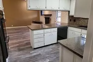 5728 Rockhill Rd, Fort Worth, TX 76112 - Photo 30