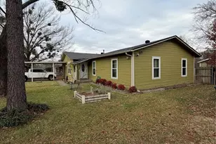 703 Carver St, Whitesboro, TX 76273 - Photo 1