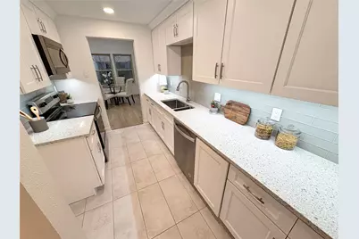 6812 E Northwest Highway, Dallas, TX 75231 - Photo 10