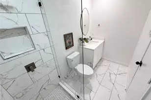 6812 E NW Hwy, Dallas, TX 75231 - Photo 22