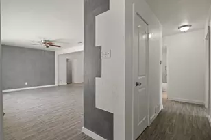 1729 Jocyle St, Arlington, TX 76010 - Photo 4