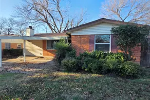 2721 Blue Ridge Dr, Mesquite, TX 75150 - Photo 2