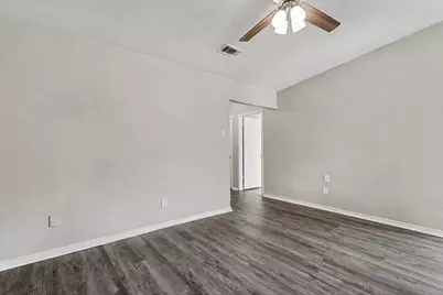 9680 Limestone Drive, Dallas, TX 75217 - Photo 4
