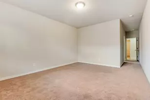 8023 Vista Hill Ln, Dallas, TX 75249 - Photo 12