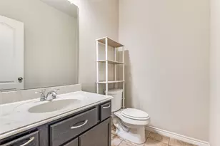 8023 Vista Hill Ln, Dallas, TX 75249 - Photo 10
