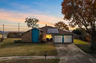 3432 Vine Ridge, Bedford, TX 76021 - Photo 2