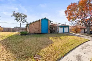 3432 Vine Ridge, Bedford, TX 76021 - Photo 4