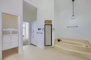 2210 Club Creek Cir, Garland, TX 75043 - Photo 18