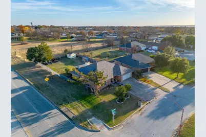 5244 Hill Ridge Drive, Fort Worth, TX 76135 - Photo 34