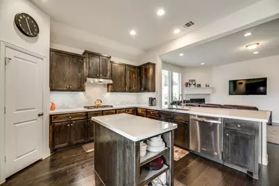 15404 Pioneer Bluff Trail, Fort Worth, TX 76262 - Photo 18