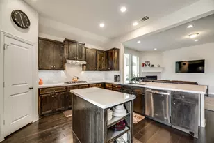 15404 Pioneer Bluff Trail, Fort Worth, TX 76262 - Photo 18