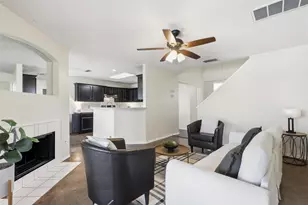 848 Stafford Station Dr, Saginaw, TX 76131 - Photo 12