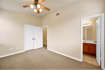 914 Glenn Crossett Street, Arlington, TX 76010 - Photo 6