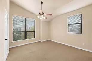 914 Glenn Crossett St, Arlington, TX 76010 - Photo 8