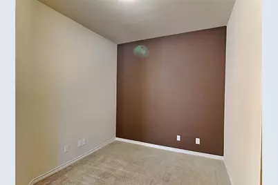 950 Henderson Street #1222, Fort Worth, TX 76102 - Photo 2