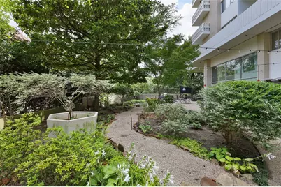 3701 Turtle Creek Boulevard #8BF, Dallas, TX 75219 - Photo 20