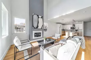 3639 Pueblo St, Dallas, TX 75212 - Photo 2