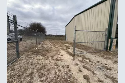 5975 Stacy Lane #B, Weatherford, TX 76087 - Photo 4