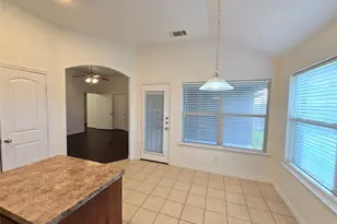 124 Bridlewood St, Azle, TX 76020 - Photo 10