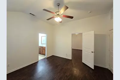 124 Bridlewood Street, Azle, TX 76020 - Photo 14