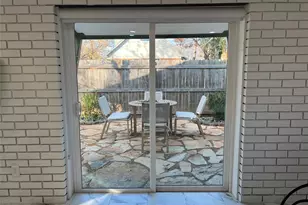 1304 New Haven St, Arlington, TX 76011 - Photo 10