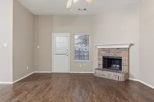 2120 Stonewood Dr, Lancaster, TX 75134 - Photo 6