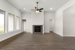 108 Lila Lk Dr, Waxahachie, TX 75165 - Photo 8