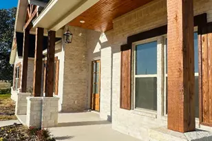 219 Salt Crk Ct, Weatherford, TX 76087 - Photo 2