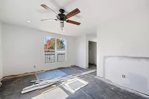 2915 Fakes Dr, Dallas, TX 75224 - Photo 18