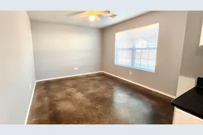 905 W Seventh Street, Bonham, TX 75418 - Photo 2