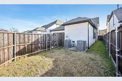 8039 Copper Way, Dallas, TX 75252 - Photo 28