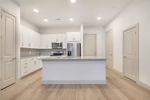 4700 W Spring Creek Pkwy, Plano, TX 75024 - Photo 8