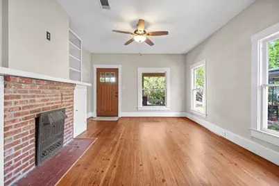 1715 College Avenue, Fort Worth, TX 76110 - Photo 12