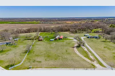 528 Stonegate Drive, Paradise, TX 76073 - Photo 18