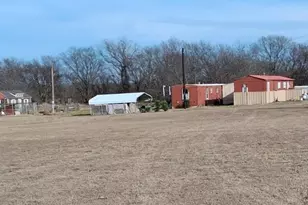 528 Stonegate Dr, Paradise, TX 76073 - Photo 4