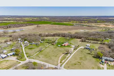 528 Stonegate Drive, Paradise, TX 76073 - Photo 30