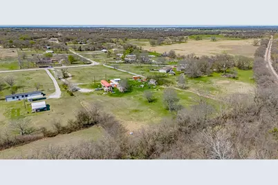 528 Stonegate Drive, Paradise, TX 76073 - Photo 14