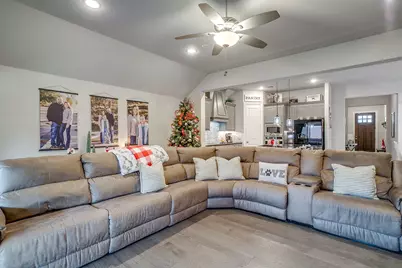 1800 Pedernales Street, Burleson, TX 76028 - Photo 12