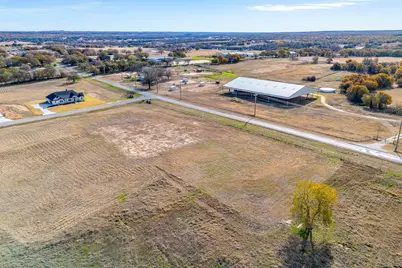 201 Sweetgrass Drive, Poolville, TX 76487 - Photo 4